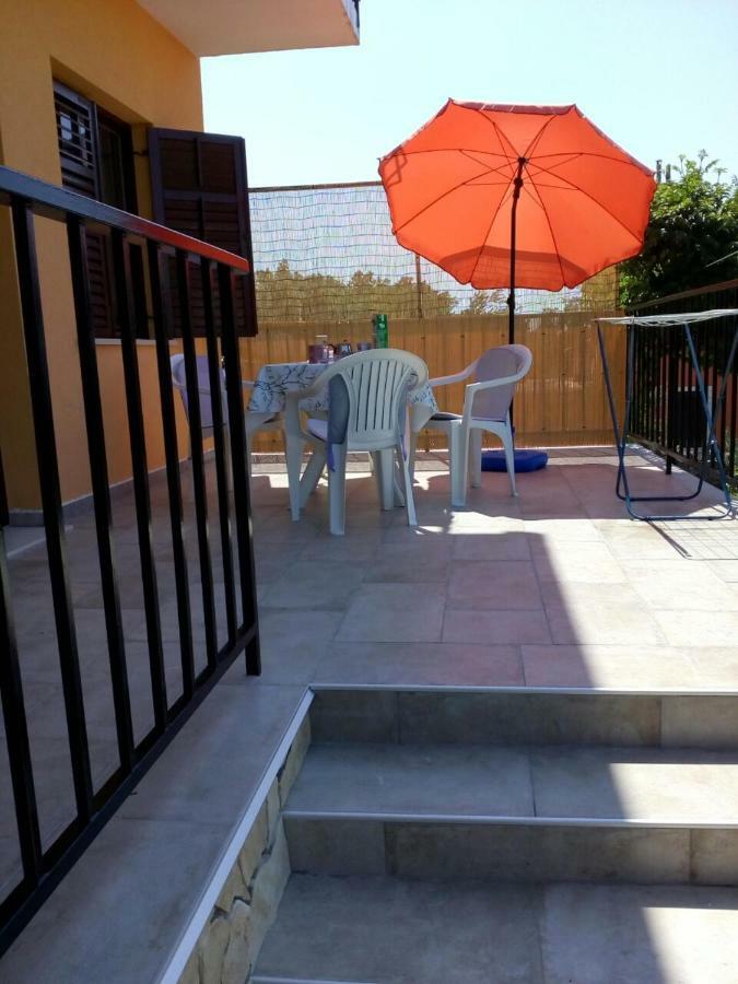 Apartman Knapic Koromačno Exterior foto
